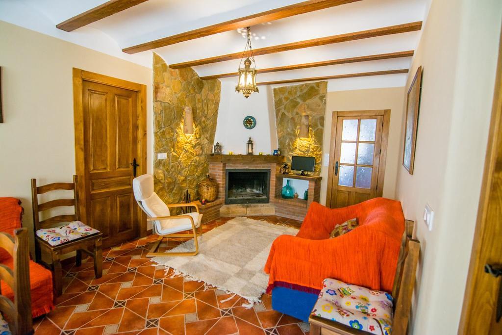 Cortijo Claudia Pensionat Taberno Exteriör bild